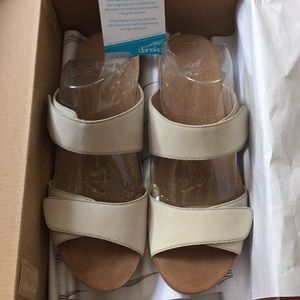Dansko Vienna Milled Nubuck Sandals